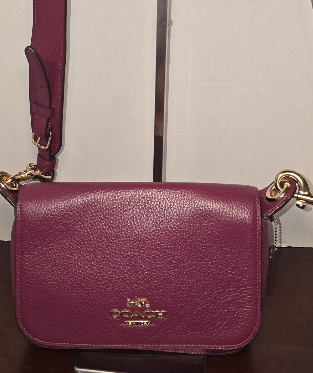 Coach Small Jes Messenger Bag In Cranberry